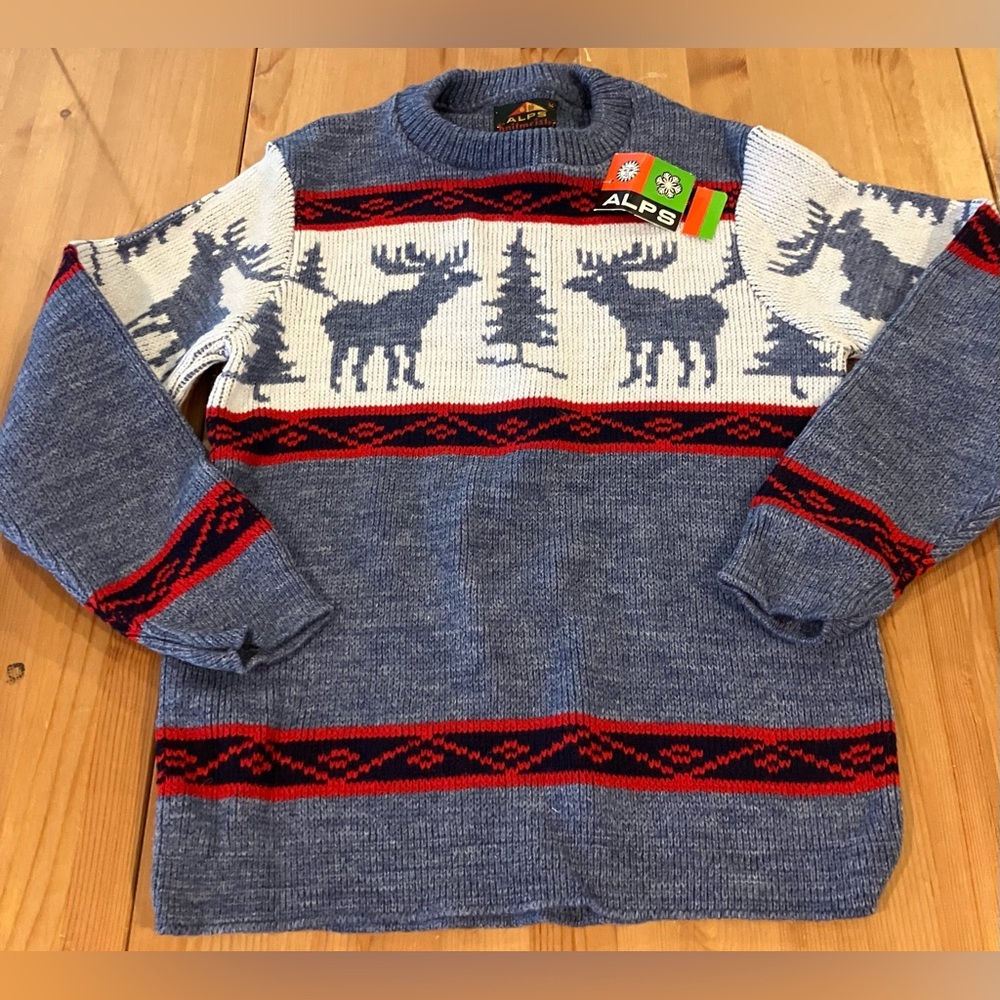 NWT Vintage Alps Knitmaster Blue and White Moose Pattern Sweater Size Medium